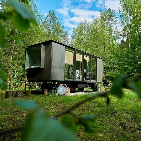 Maringotka Volavka By Twofingers Glamping *