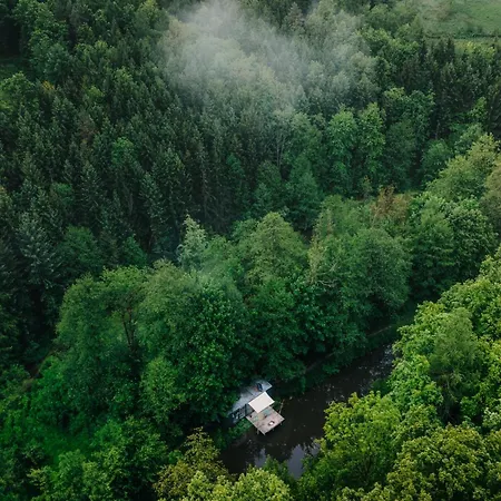 Maringotka Pomněnka By Twofingers Glamping Kemp